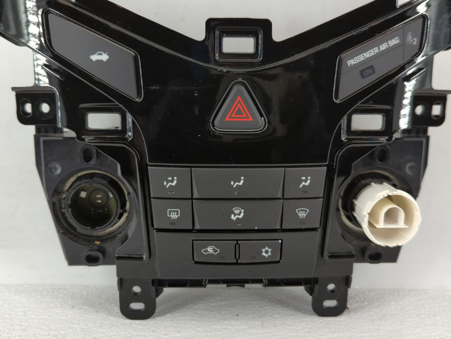 2012-2016 Chevrolet Cruze Climate Control Module Temperature AC/Heater Replacement P/N:95017054 95146207 Fits OEM Used Auto 