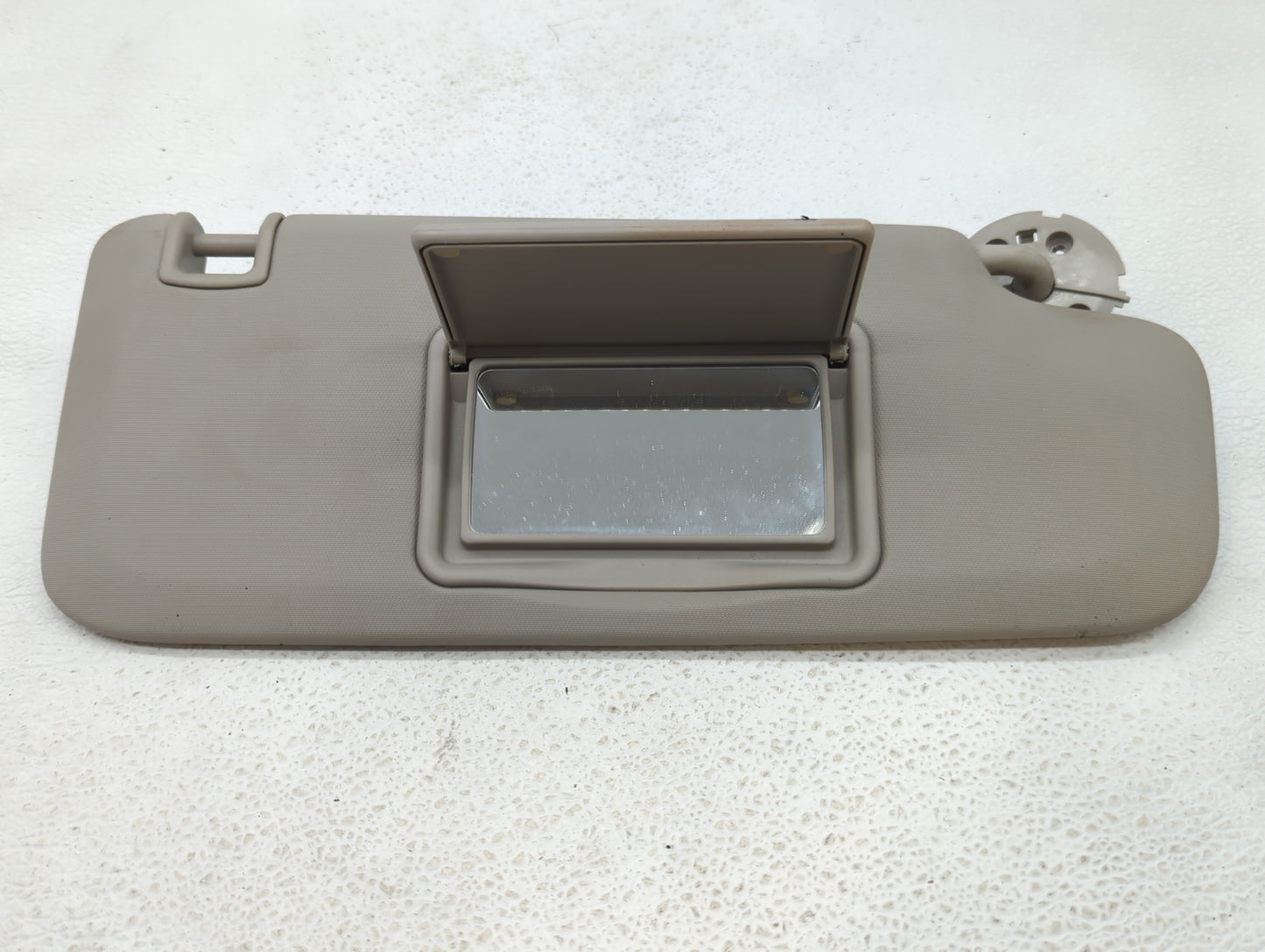 2011-2016 Chevrolet Cruze Sun Visor Shade Replacement Passenger Right Mirror Fits Fits 2011 2012 2013 2014 2015 2016 OEM Use