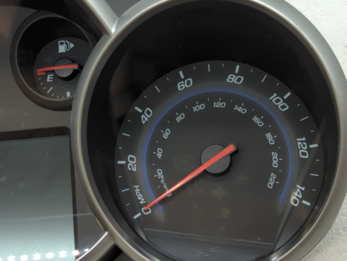 2015 Chevrolet Cruze Instrument Cluster Speedometer Gauges P/N:94560794 Fits OEM Used Auto Parts - Oemusedautoparts1.com