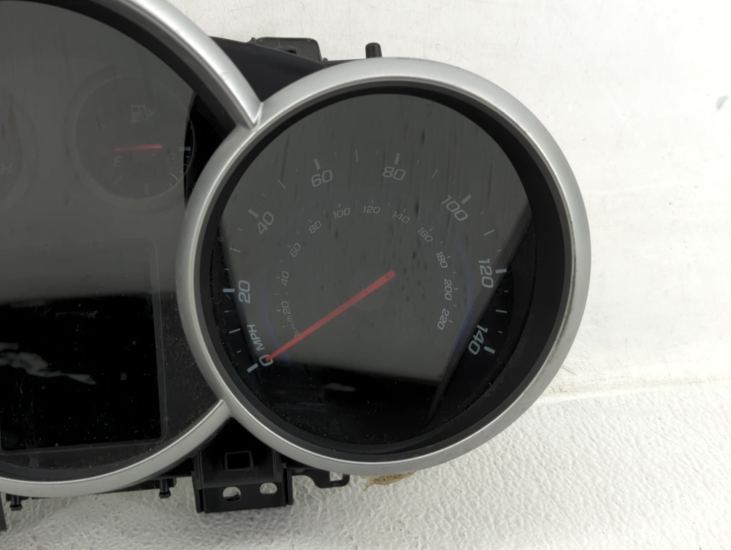 2015 Chevrolet Cruze Instrument Cluster Speedometer Gauges P/N:94560794 Fits OEM Used Auto Parts - Oemusedautoparts1.com