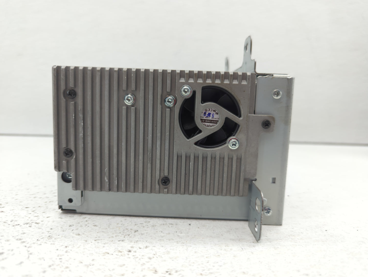 2015-2016 Chevrolet Cruze Radio AM FM Cd Player Receiver Replacement P/N:23284452 23476256 Fits Fits 2014 2015 2016 2017 OEM