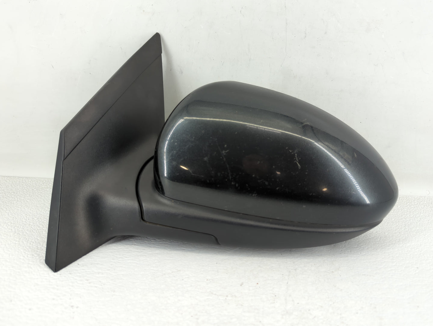 2011-2016 Chevrolet Cruze Driver Side View Mirror - Left Door Mirror OEM Used - Oemusedautoparts1.com