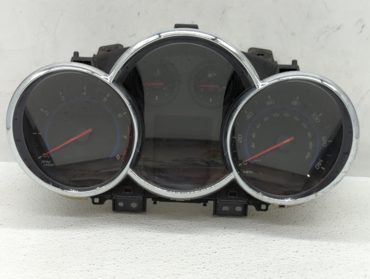 2015-2016 Chevrolet Cruze Instrument Cluster Speedometer Gauges P/N:42362673 Fits Fits 2015 2016 OEM Used Auto Parts - Oemus