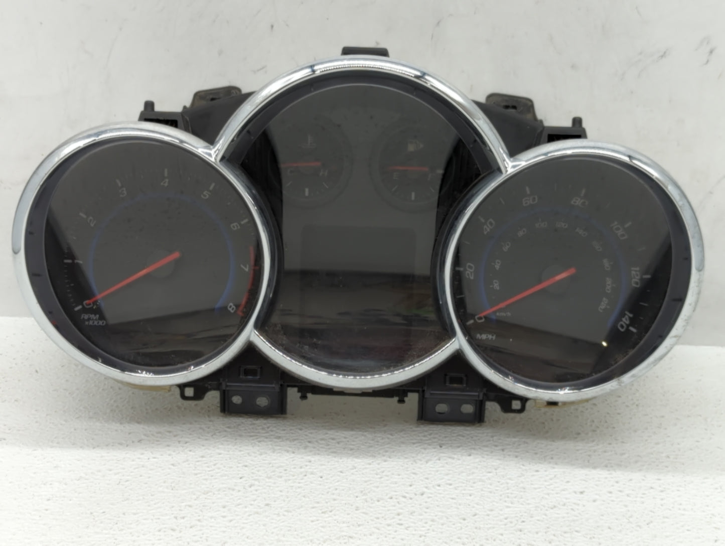 2015-2016 Chevrolet Cruze Instrument Cluster Speedometer Gauges P/N:42362673 Fits Fits 2015 2016 OEM Used Auto Parts - Oemus