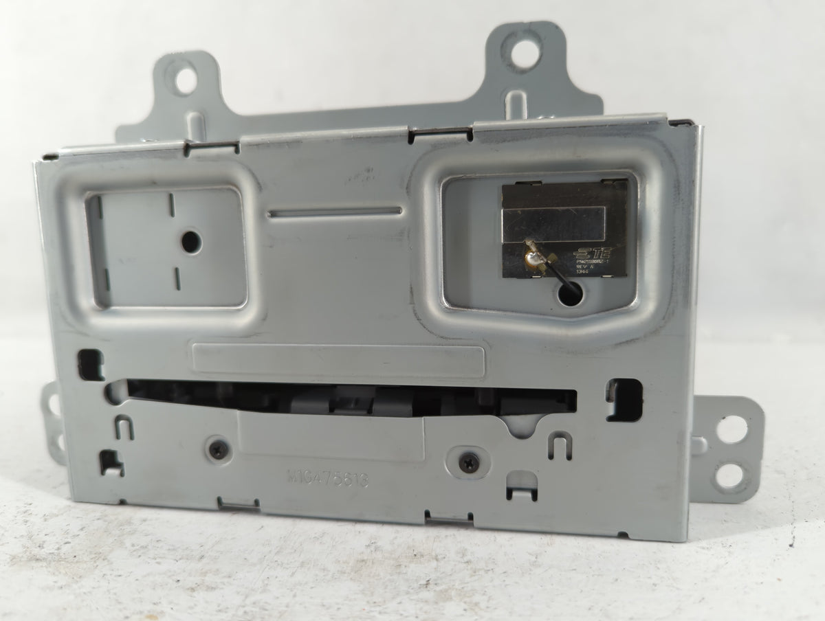 2015-2016 Chevrolet Cruze Am Fm Cd Player Radio Receiver 562574 - Oemusedautoparts1.com