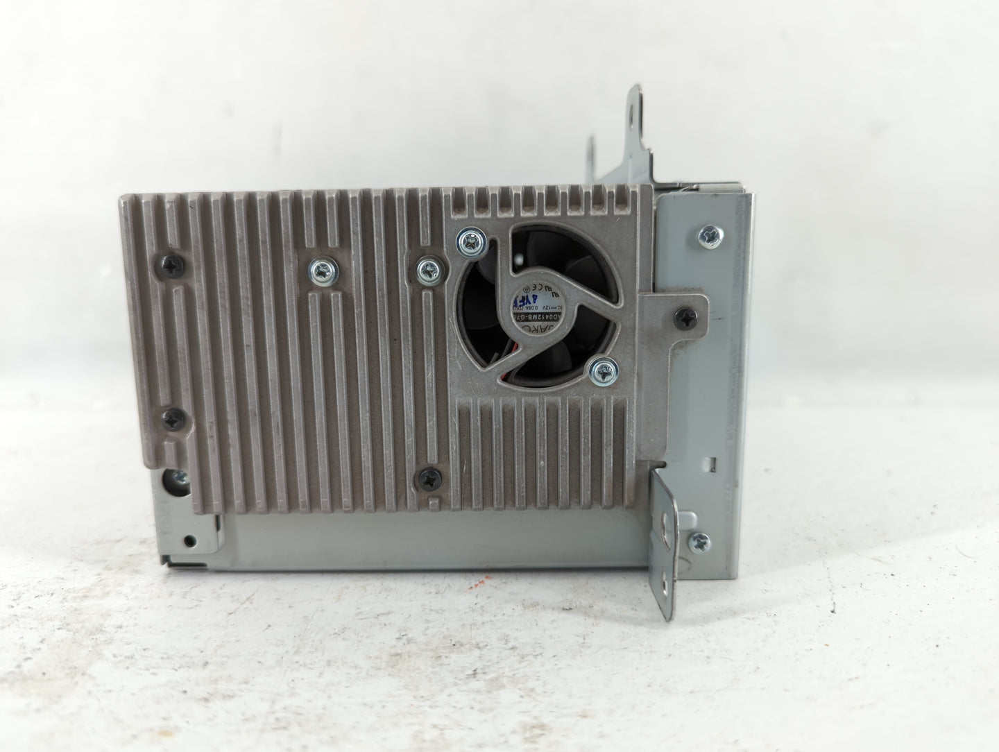 2015-2016 Chevrolet Cruze Am Fm Cd Player Radio Receiver - Oemusedautoparts1.com
