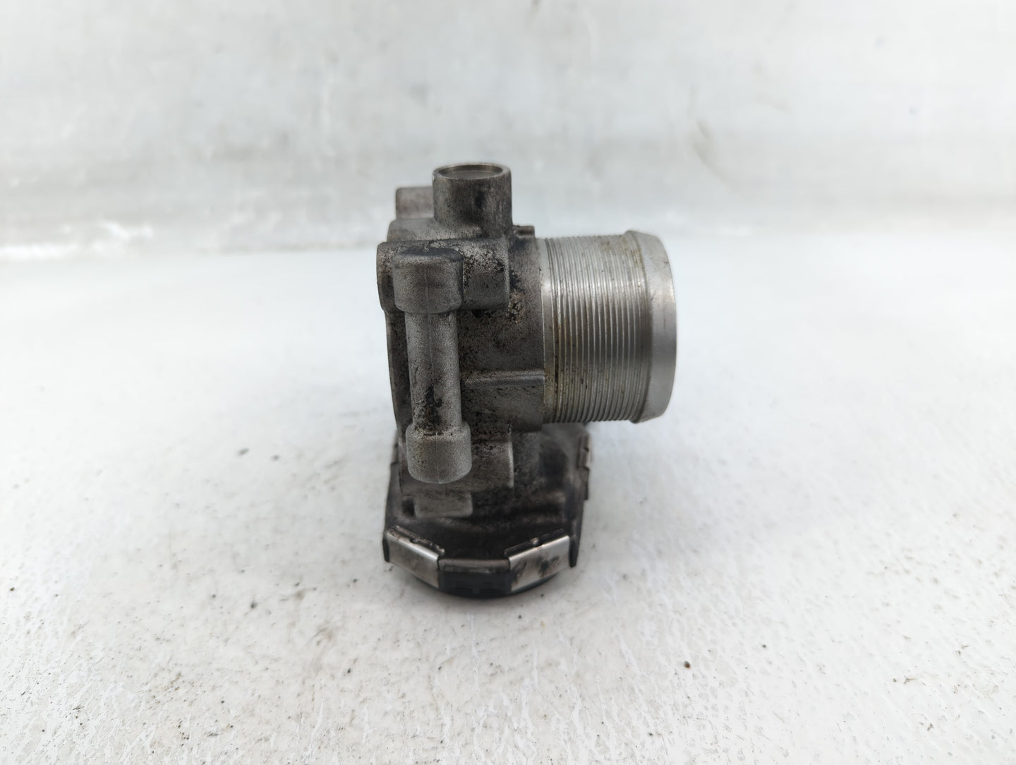 2011-2016 Chevrolet Cruze Throttle Body P/N:55581662 Fits Fits 2011 2012 2013 2014 2015 2016 2017 2018 2019 2020 2021 OEM Us