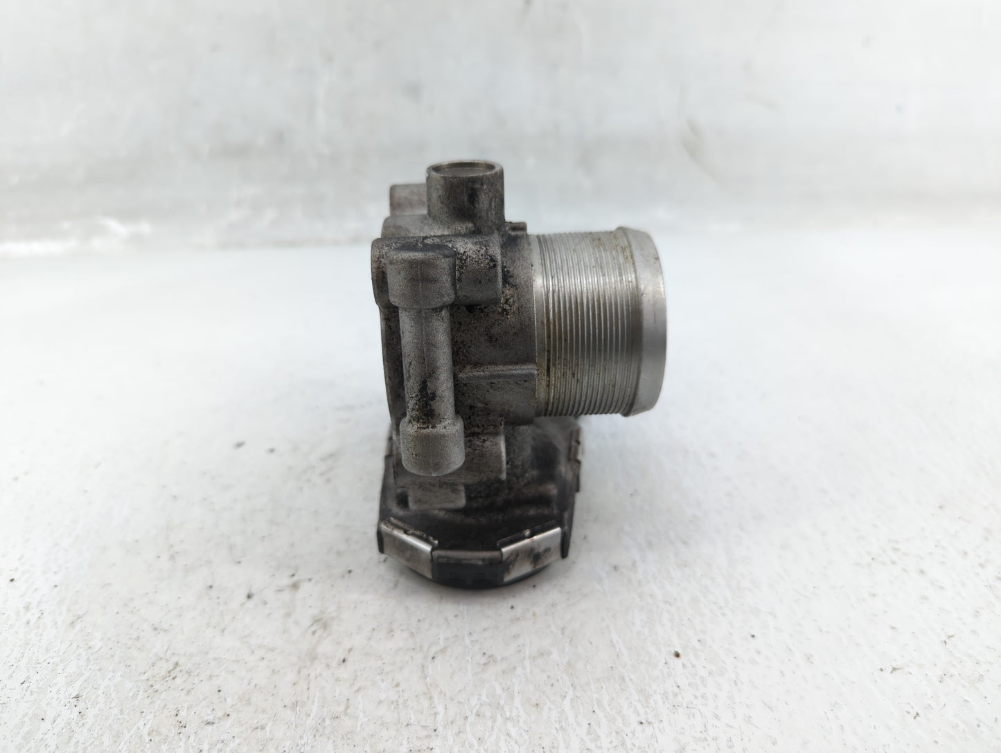 2011-2016 Chevrolet Cruze Throttle Body P/N:55581662 Fits Fits 2011 2012 2013 2014 2015 2016 2017 2018 2019 2020 2021 OEM Us