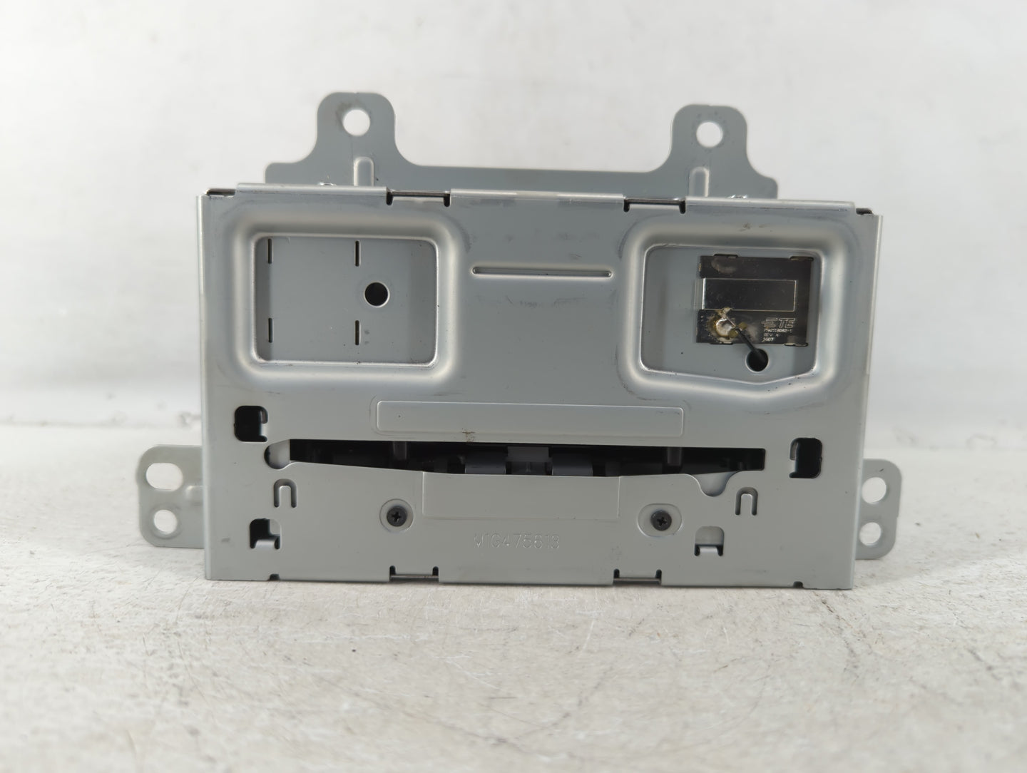 2015-2016 Chevrolet Cruze Radio AM FM Cd Player Receiver Replacement P/N:23495273 Fits Fits 2014 2015 2016 2017 OEM Used Aut