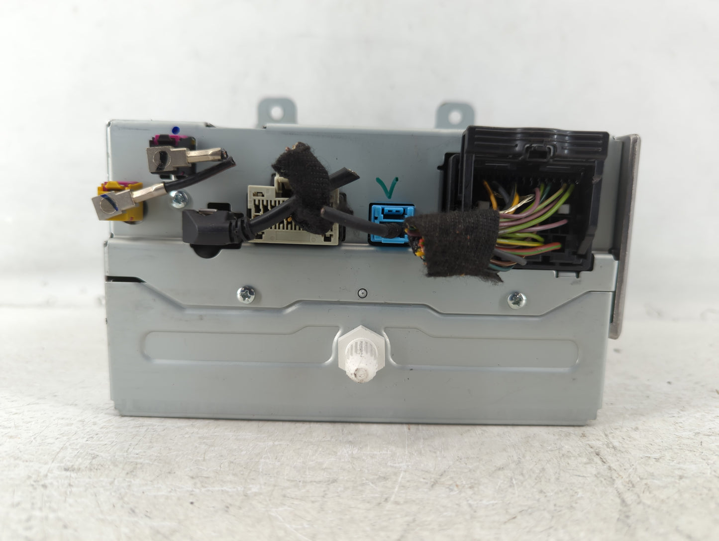2015-2016 Chevrolet Cruze Radio AM FM Cd Player Receiver Replacement P/N:23495273 Fits Fits 2014 2015 2016 2017 OEM Used Aut