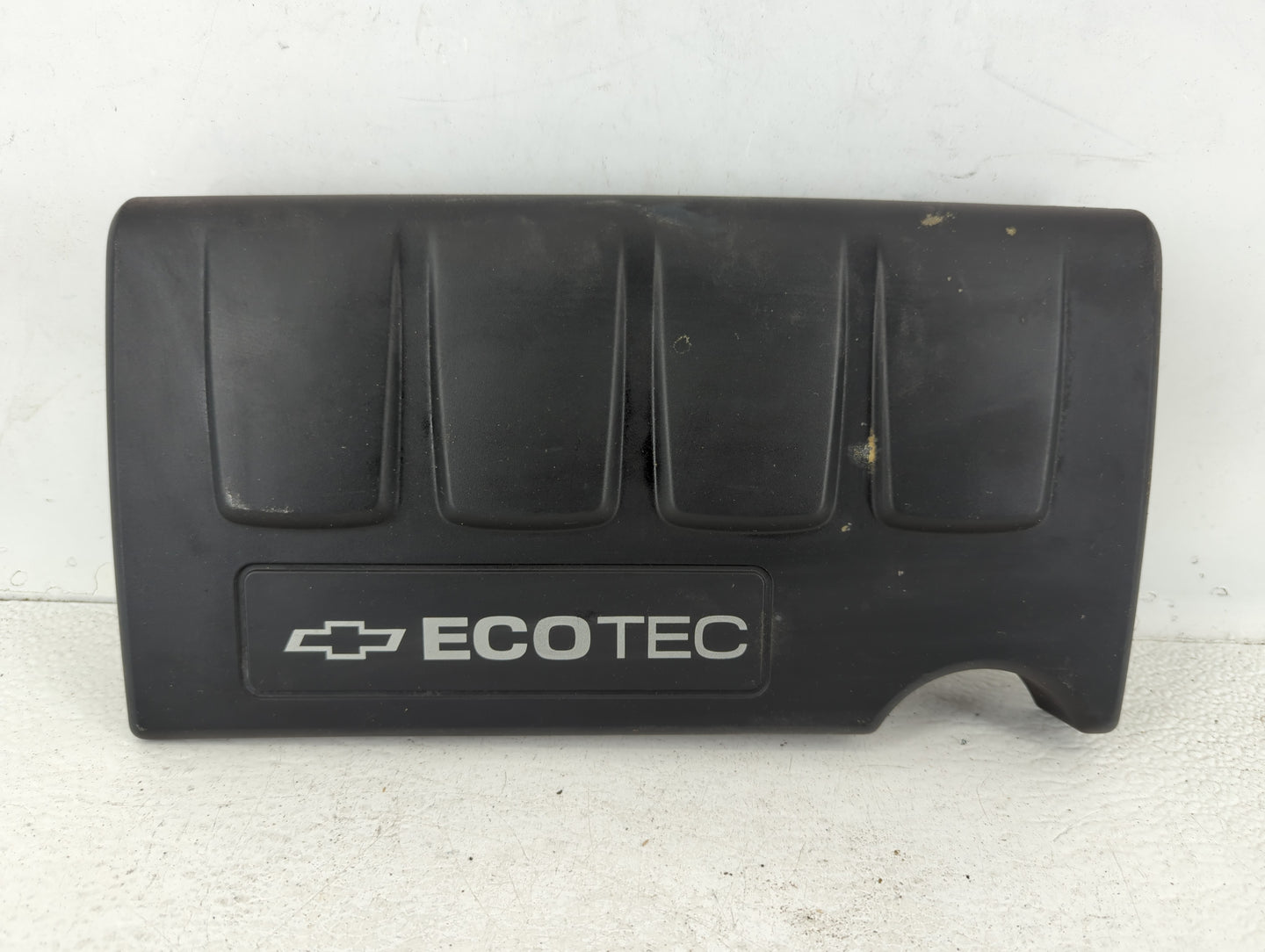 2015 Chevrolet Cruze Engine Cover - Oemusedautoparts1.com