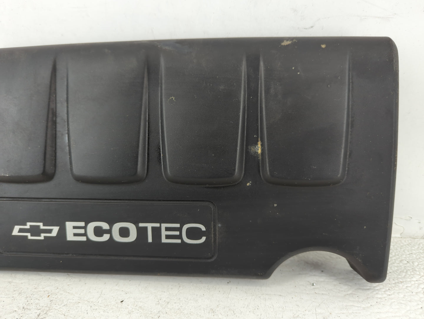 2015 Chevrolet Cruze Engine Cover - Oemusedautoparts1.com
