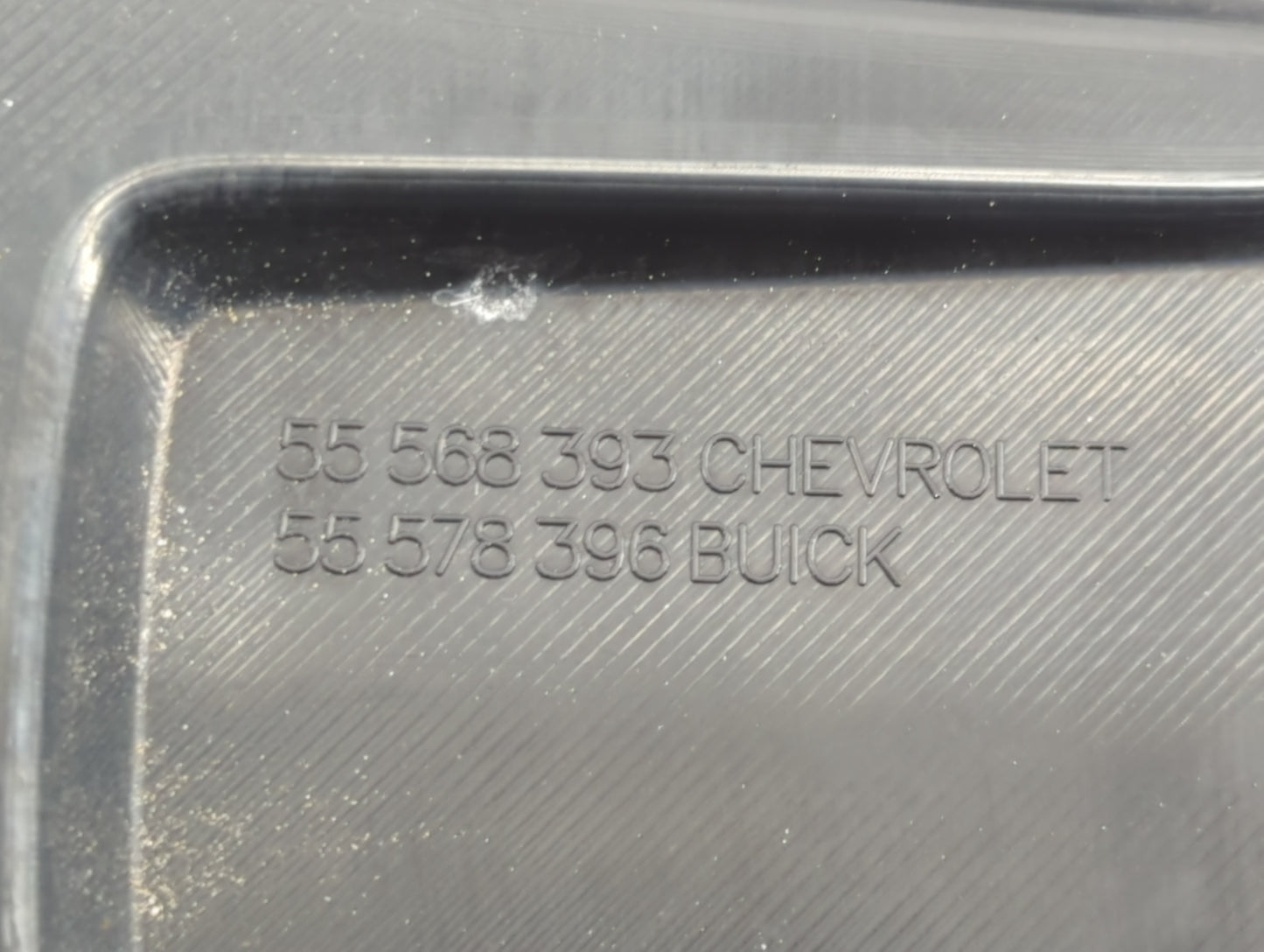2015 Chevrolet Cruze Engine Cover - Oemusedautoparts1.com