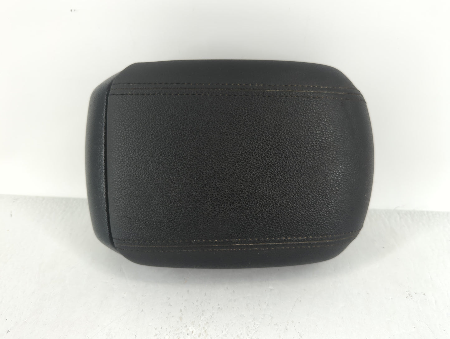 2015 Chevrolet Cruze Center Console Armrest Cover Lid Black - Oemusedautoparts1.com