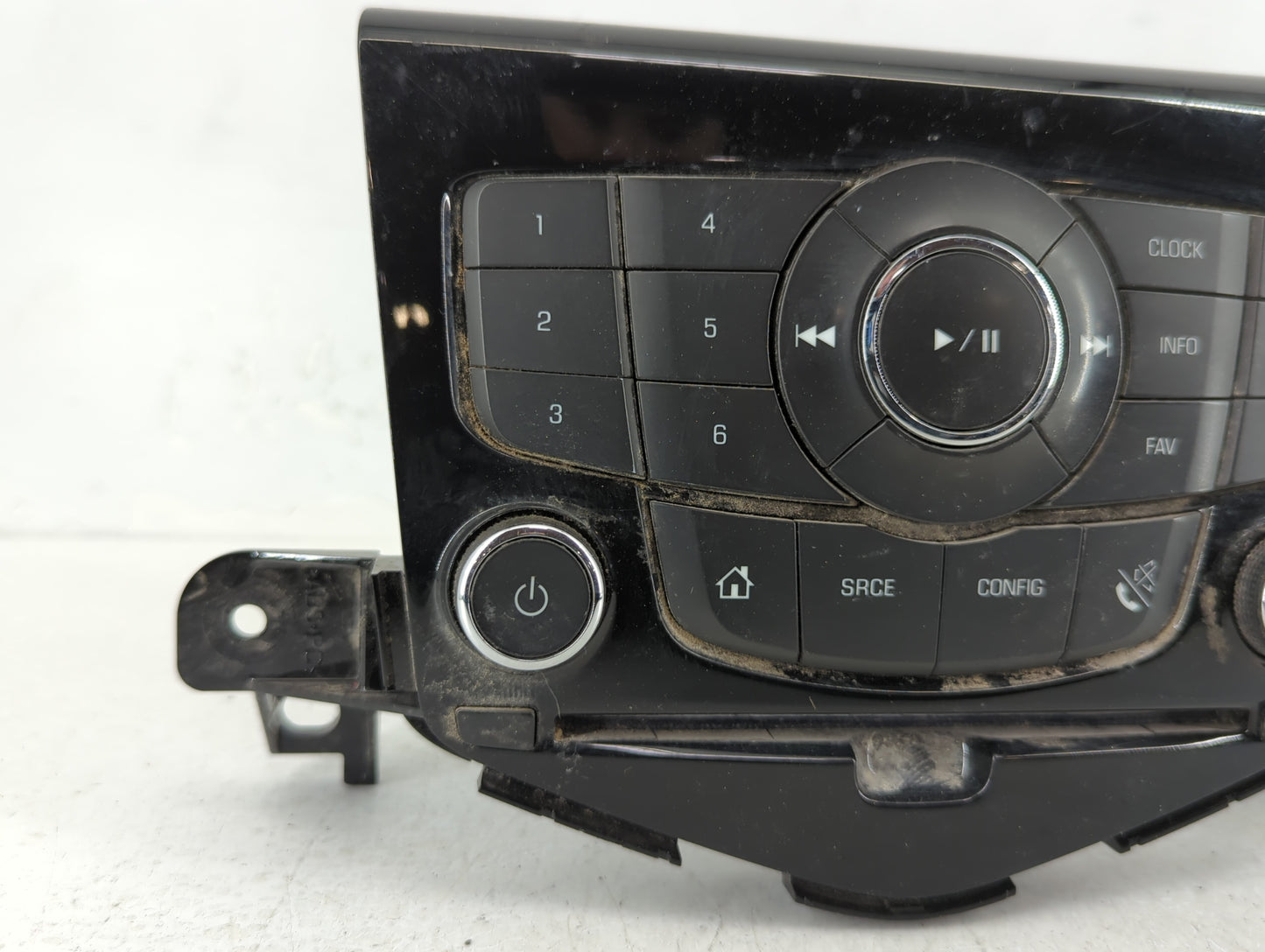 2013-2016 Chevrolet Cruze Radio Control Panel - Oemusedautoparts1.com