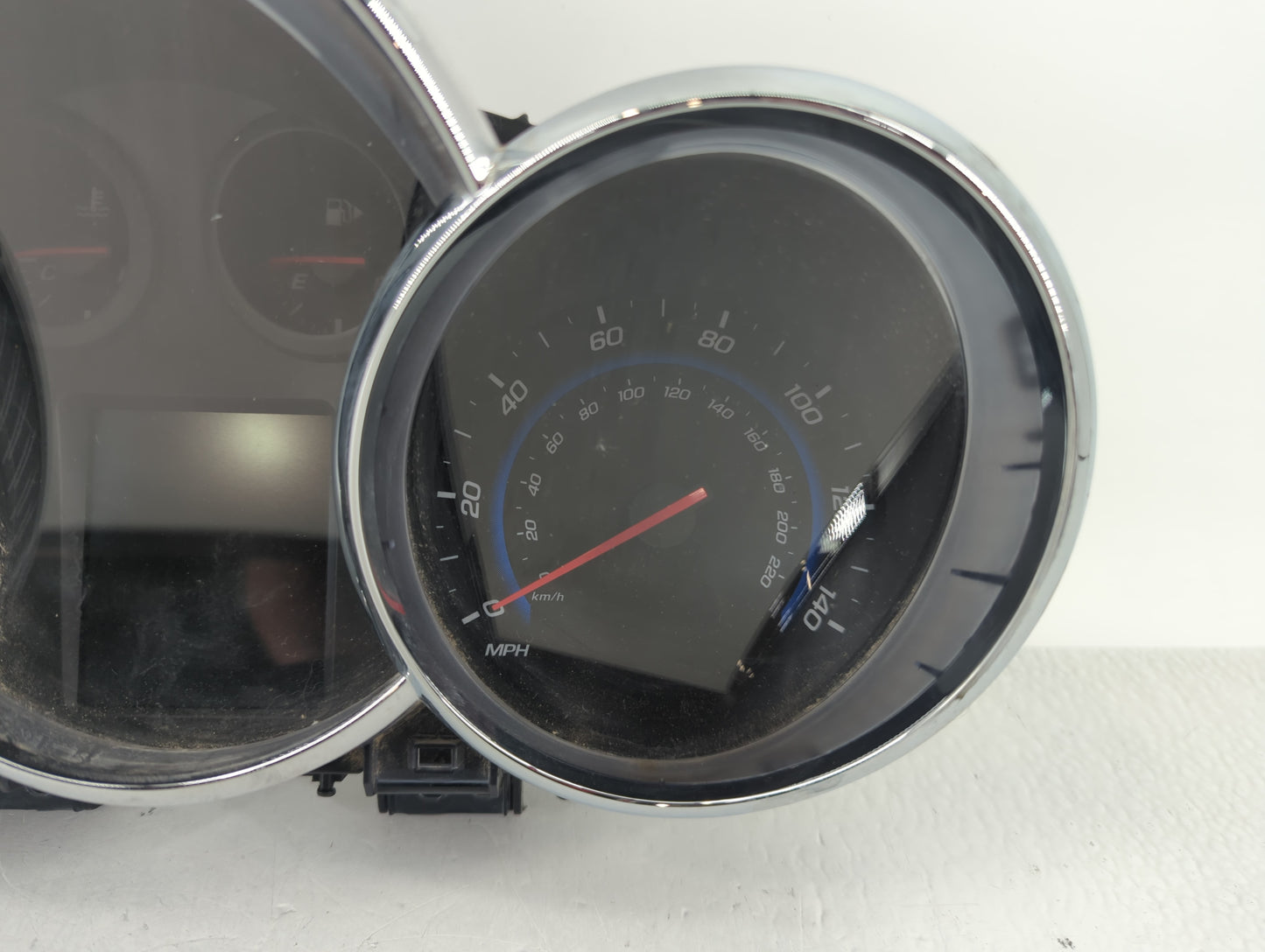 2015 Chevrolet Cruze Instrument Cluster Speedometer Gauges P/N:94560792 811511914 Fits OEM Used Auto Parts - Oemusedautopart