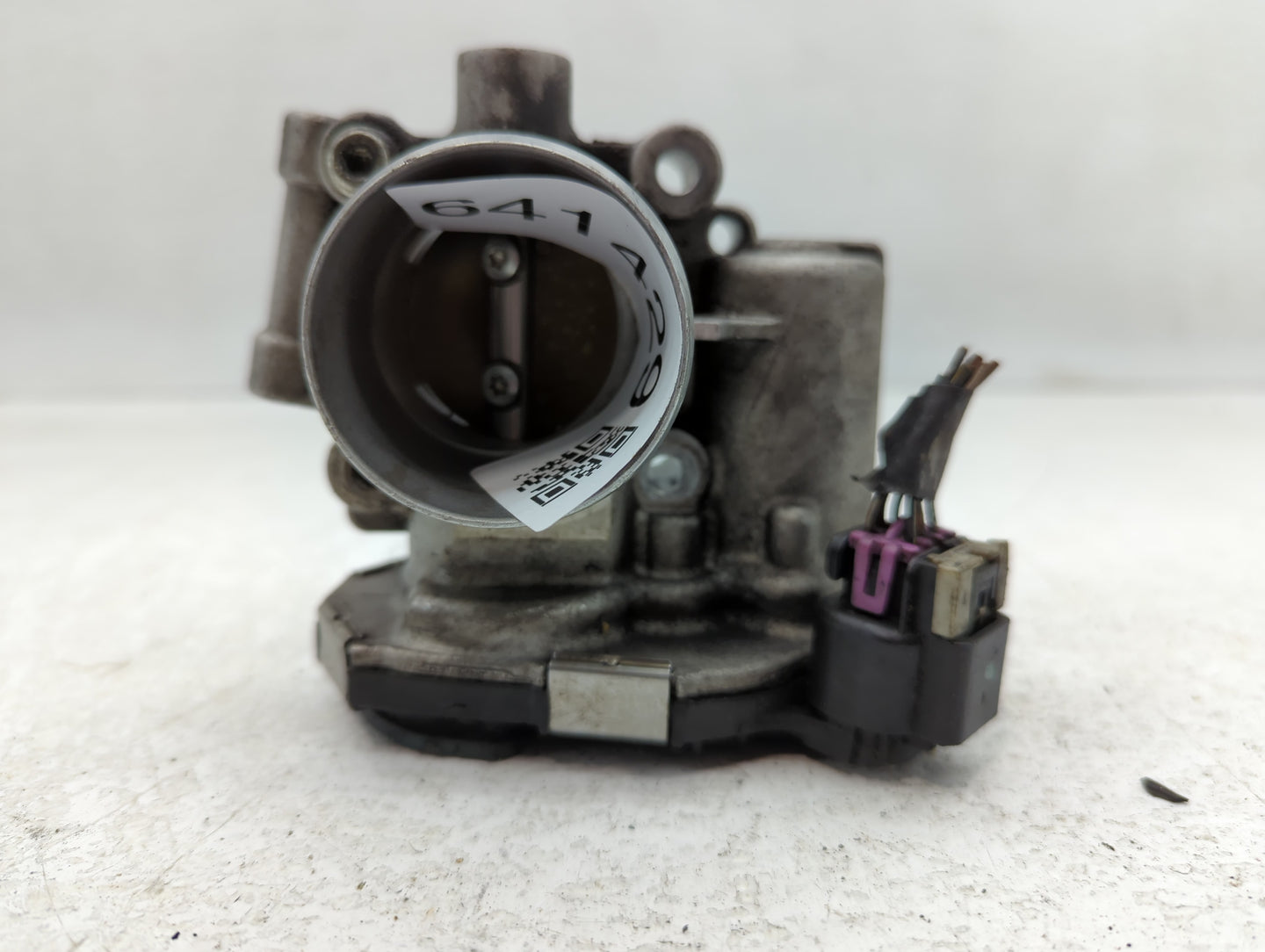 2011-2016 Chevrolet Cruze Throttle Body P/N:55 581662 Fits Fits 2011 2012 2013 2014 2015 2016 2017 2018 2019 2020 2021 OEM U