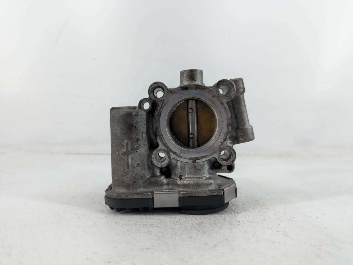 2011-2016 Chevrolet Cruze Throttle Body P/N:55 565 489 Fits Fits 2011 2012 2013 2014 2015 2016 2017 2018 2019 2020 2021 OEM 
