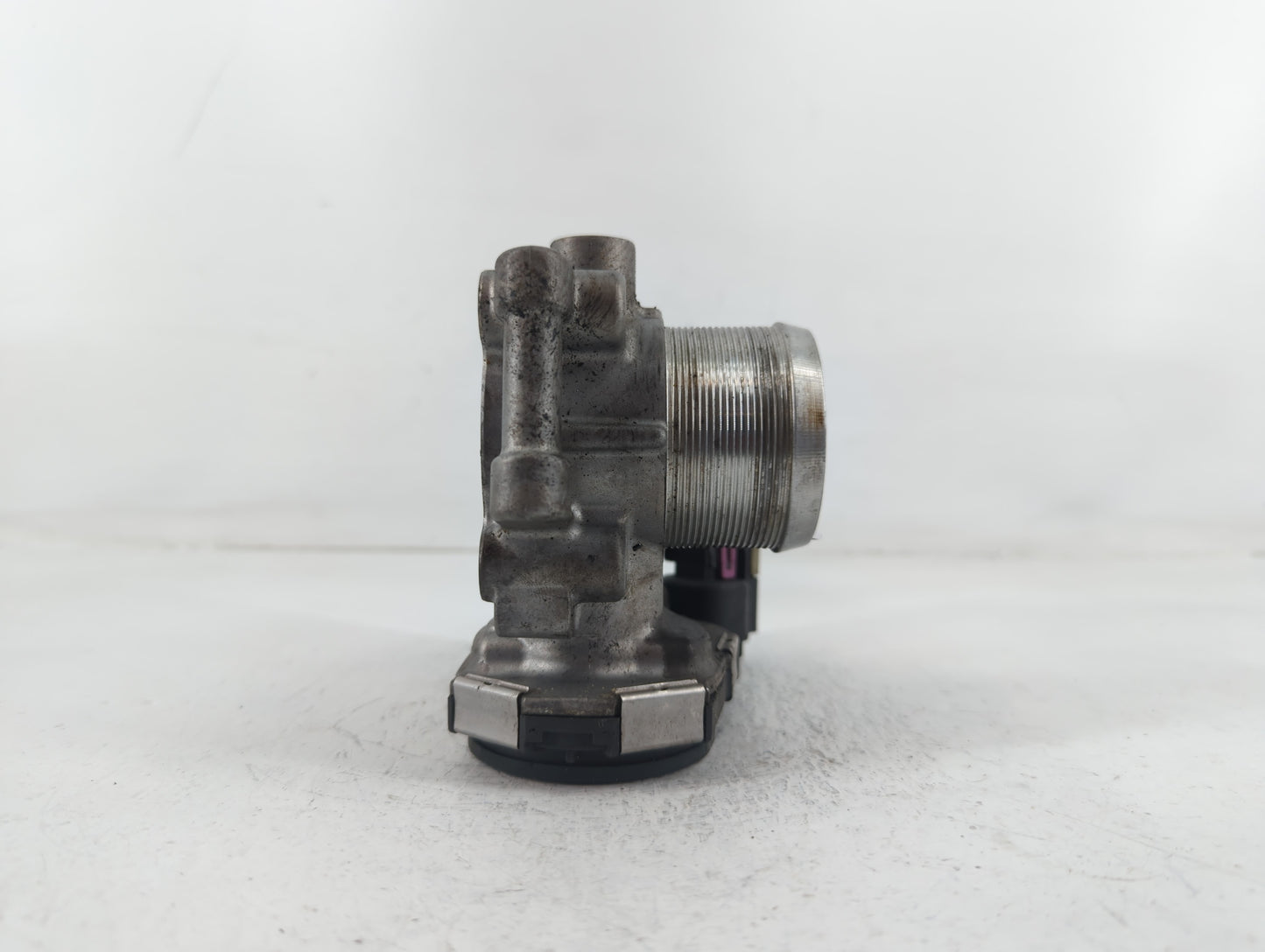 2011-2016 Chevrolet Cruze Throttle Body P/N:55 565 489 Fits Fits 2011 2012 2013 2014 2015 2016 2017 2018 2019 2020 2021 OEM 
