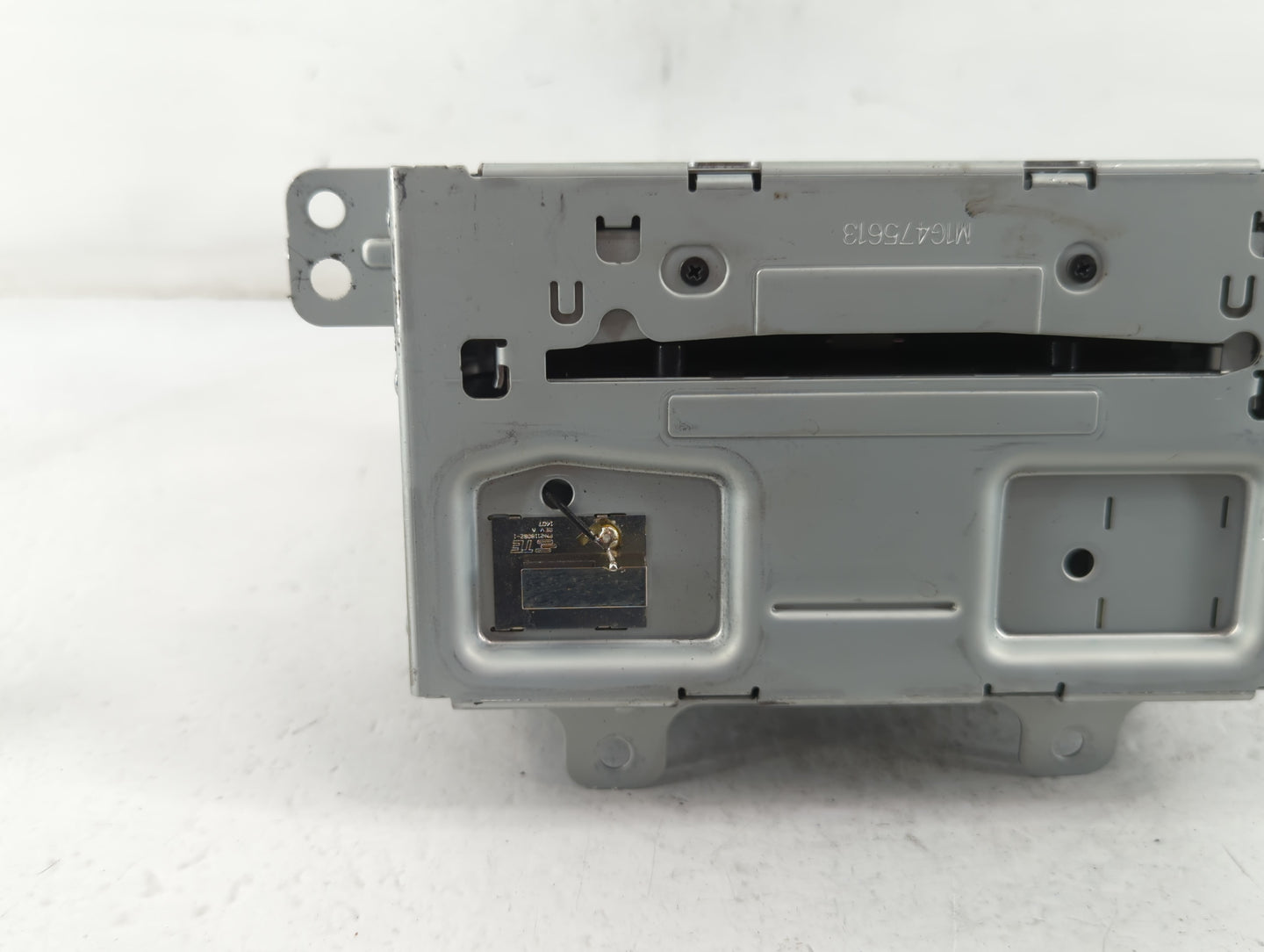 2015-2016 Chevrolet Cruze Radio AM FM Cd Player Receiver Replacement P/N:23495273 Fits Fits 2014 2015 2016 2017 OEM Used Aut