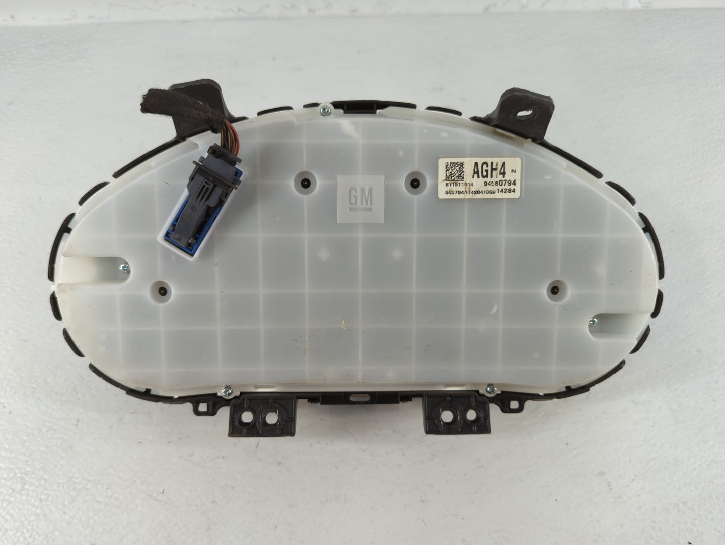 2015 Chevrolet Cruze Instrument Cluster Speedometer Gauges P/N:811511914 94560794 Fits OEM Used Auto Parts - Oemusedautopart