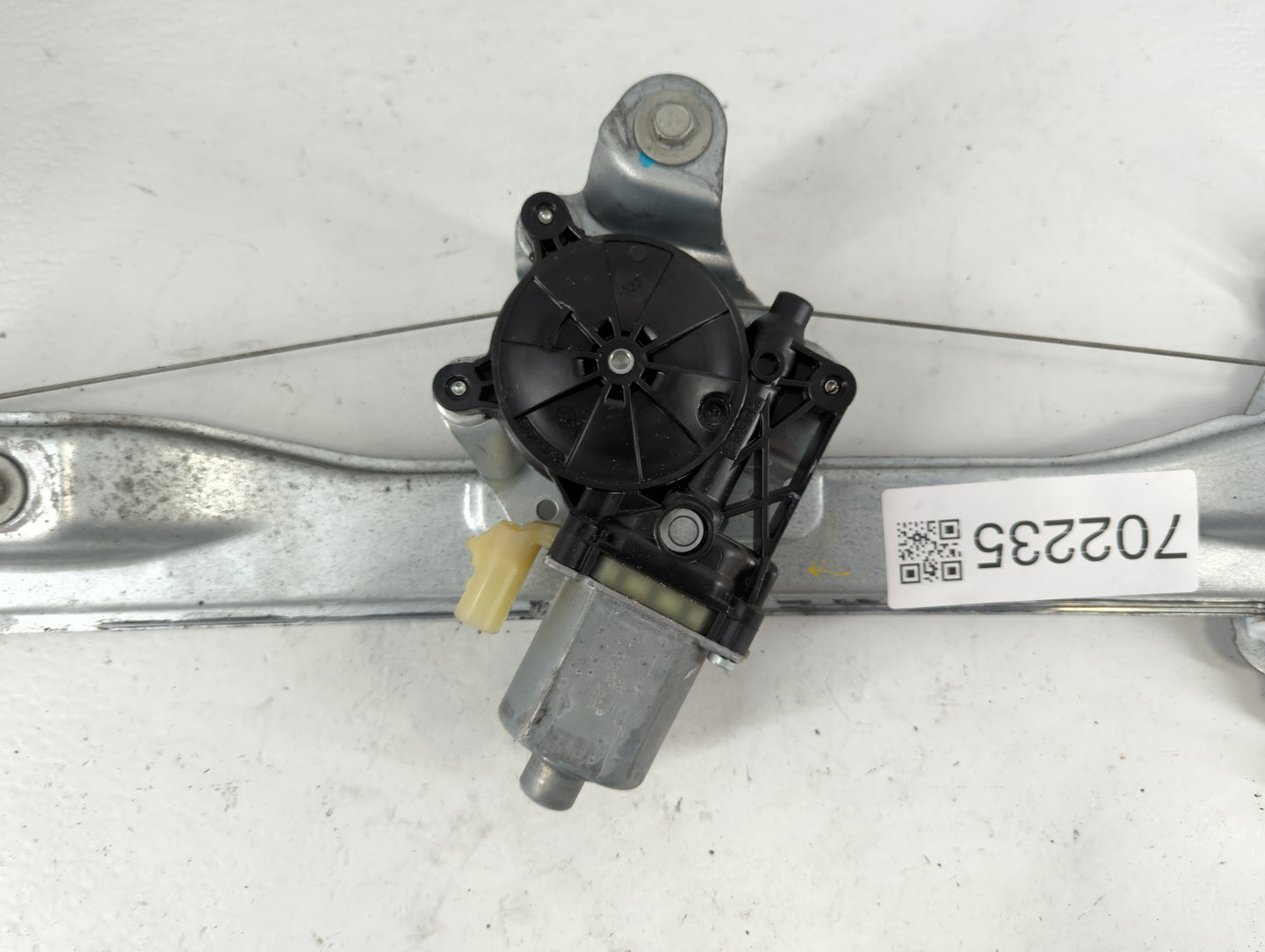 2012-2016 Chevrolet Cruze Window Regulator Right Passenger Rear - Oemusedautoparts1.com