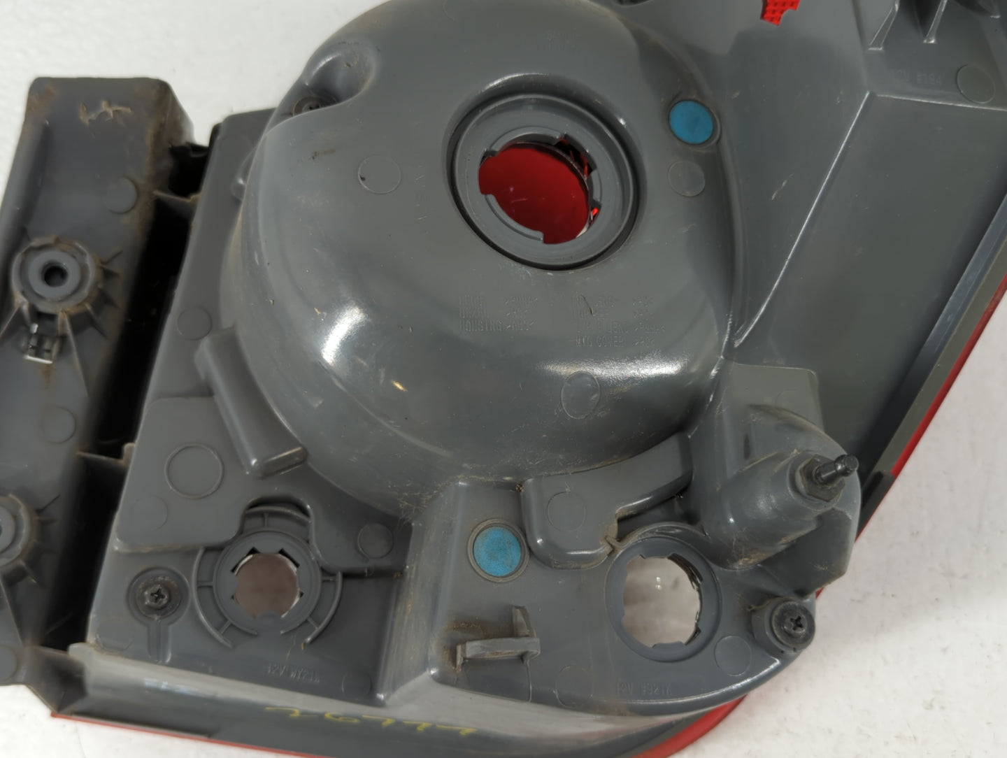 2011-2016 Chevrolet Cruze Tail Light Assembly Passenger Right OEM Fits Fits 2011 2012 2013 2014 2015 2016 OEM Used Auto Part