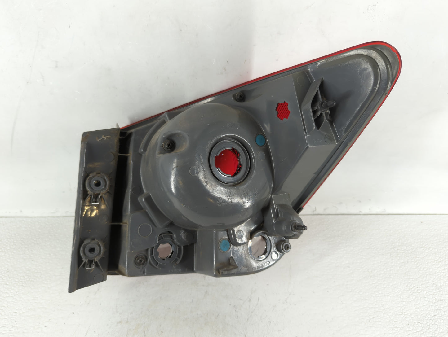 2011-2016 Chevrolet Cruze Tail Light Assembly Passenger Right OEM Fits Fits 2011 2012 2013 2014 2015 2016 OEM Used Auto Part