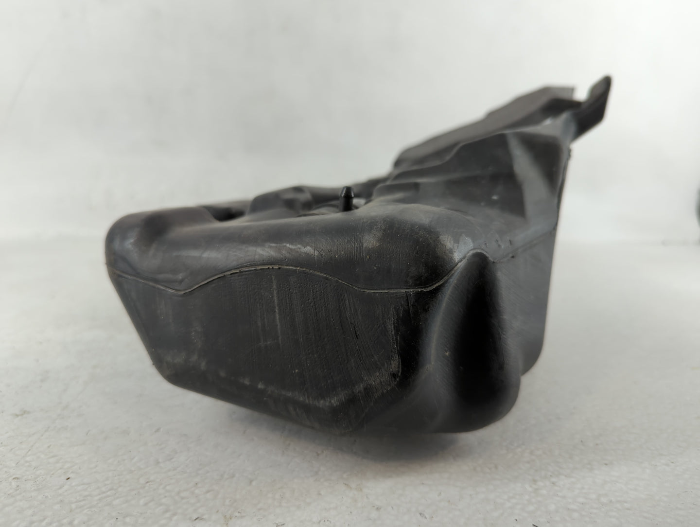 2011-2016 Chevrolet Cruze Windshield Washer Fluid Reservoir Bottle Oem - Oemusedautoparts1.com