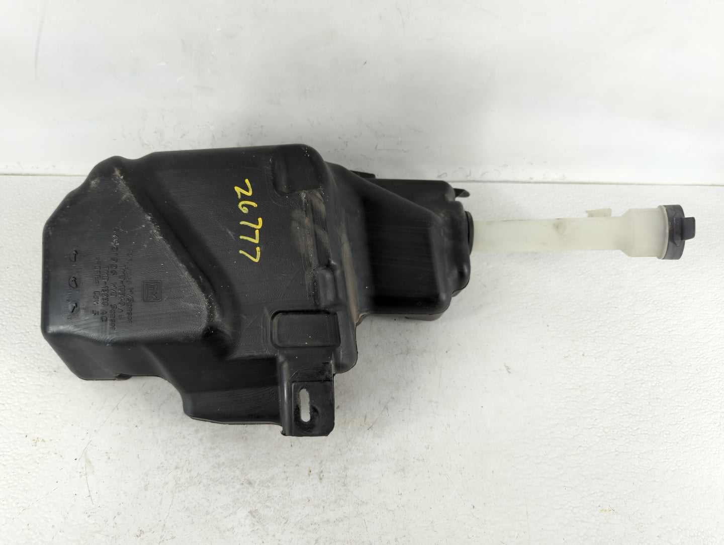 2011-2016 Chevrolet Cruze Windshield Washer Fluid Reservoir Bottle Oem - Oemusedautoparts1.com