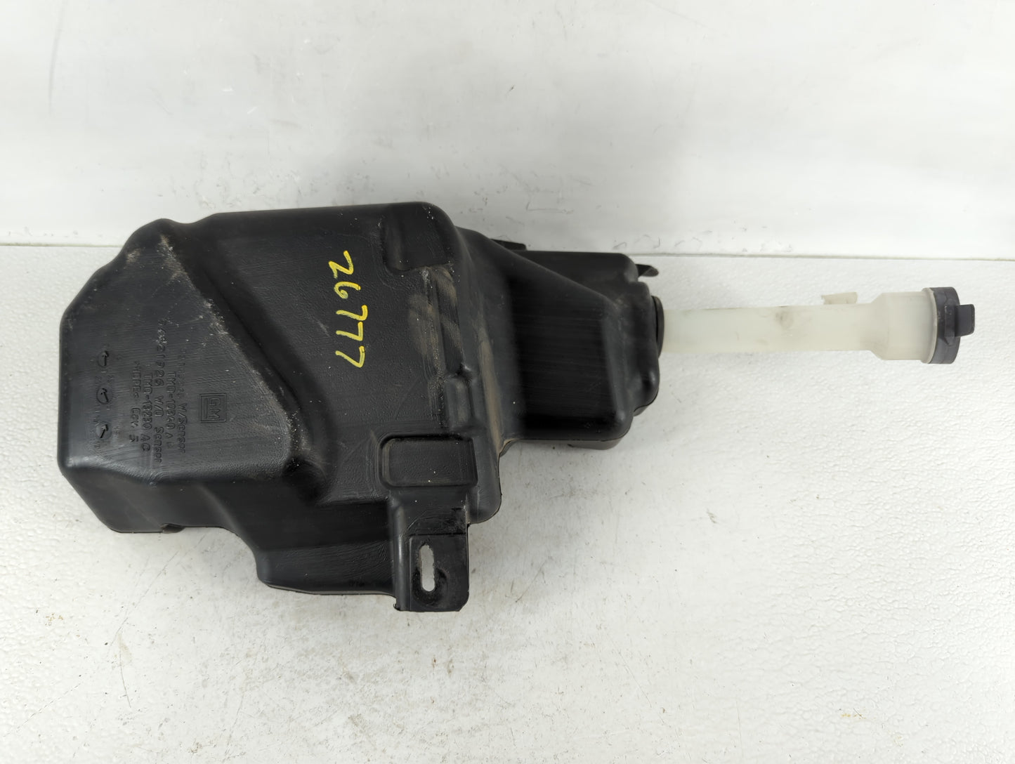 2011-2016 Chevrolet Cruze Windshield Washer Fluid Reservoir Bottle Oem - Oemusedautoparts1.com