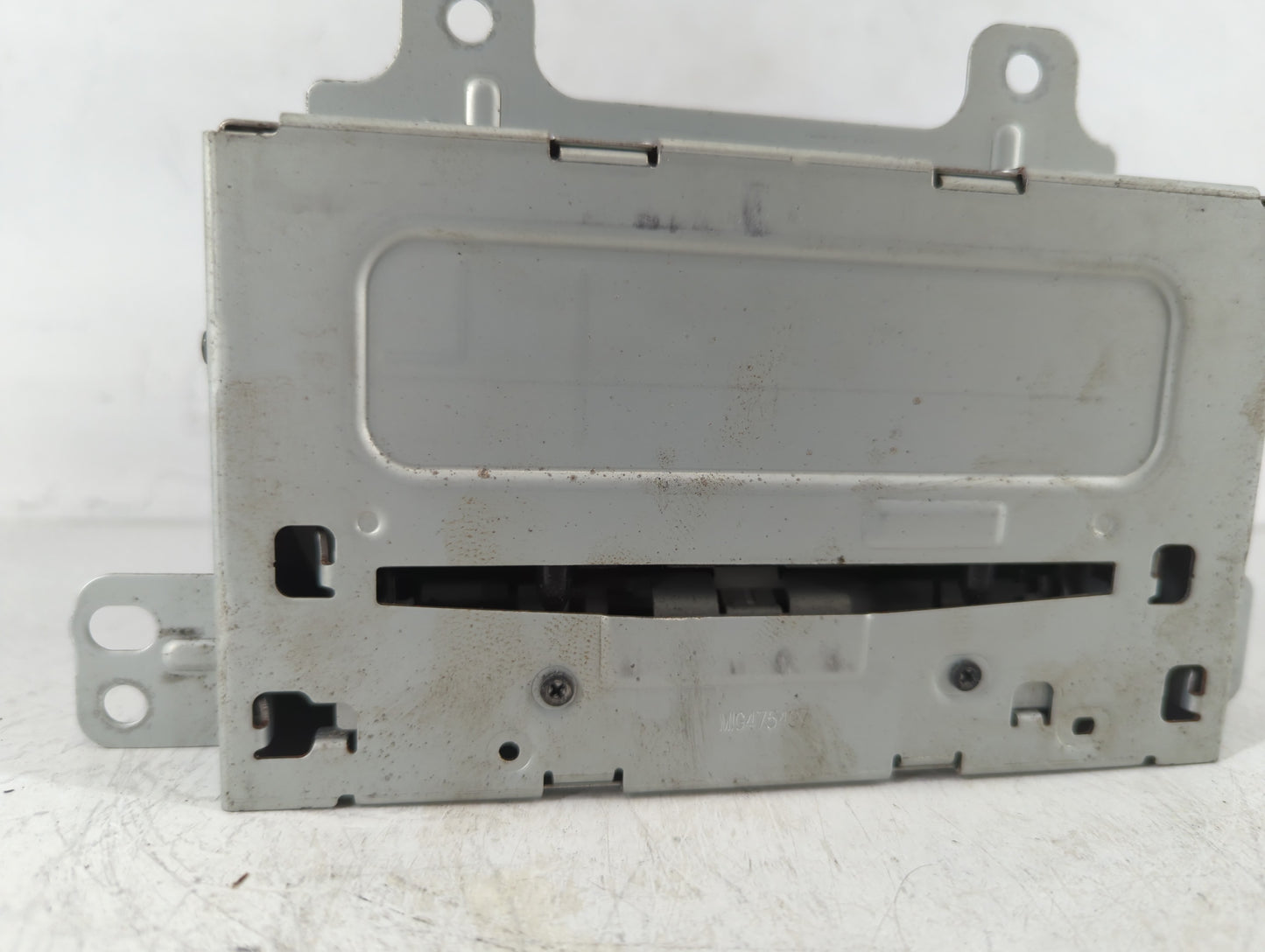 2013-2016 Chevrolet Cruze Am Fm Cd Player Radio Receiver - Oemusedautoparts1.com