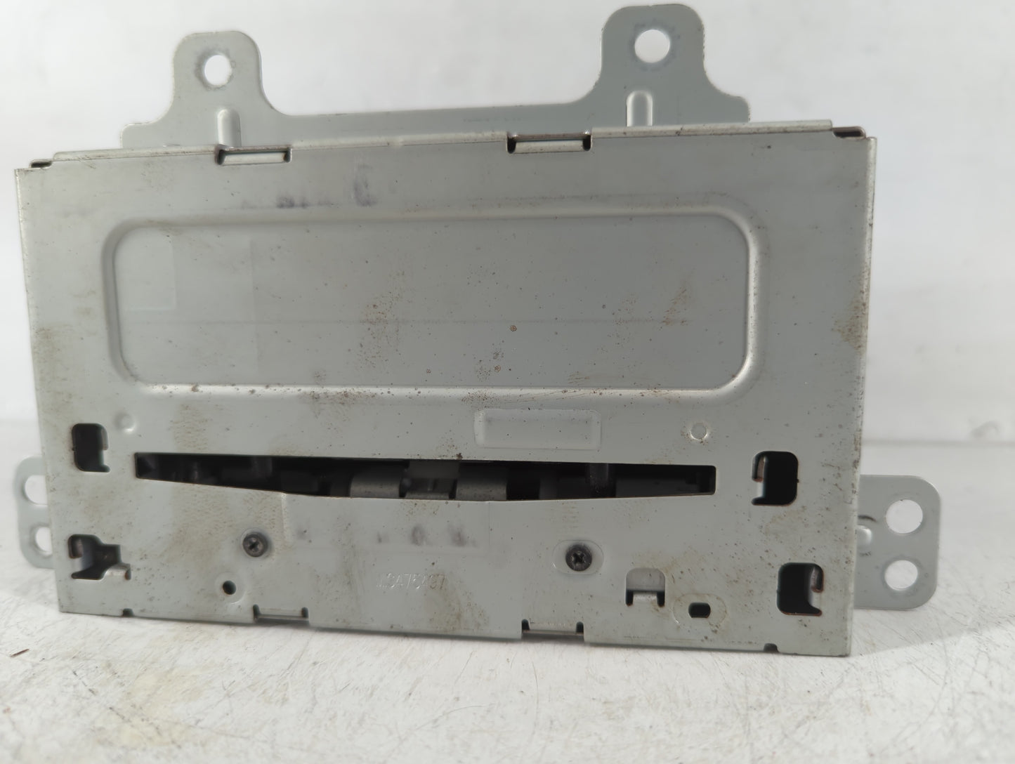2013-2016 Chevrolet Cruze Am Fm Cd Player Radio Receiver - Oemusedautoparts1.com