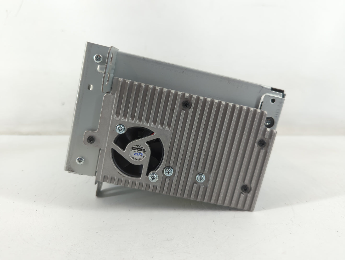 2015-2016 Chevrolet Cruze Am Fm Cd Player Radio Receiver - Oemusedautoparts1.com