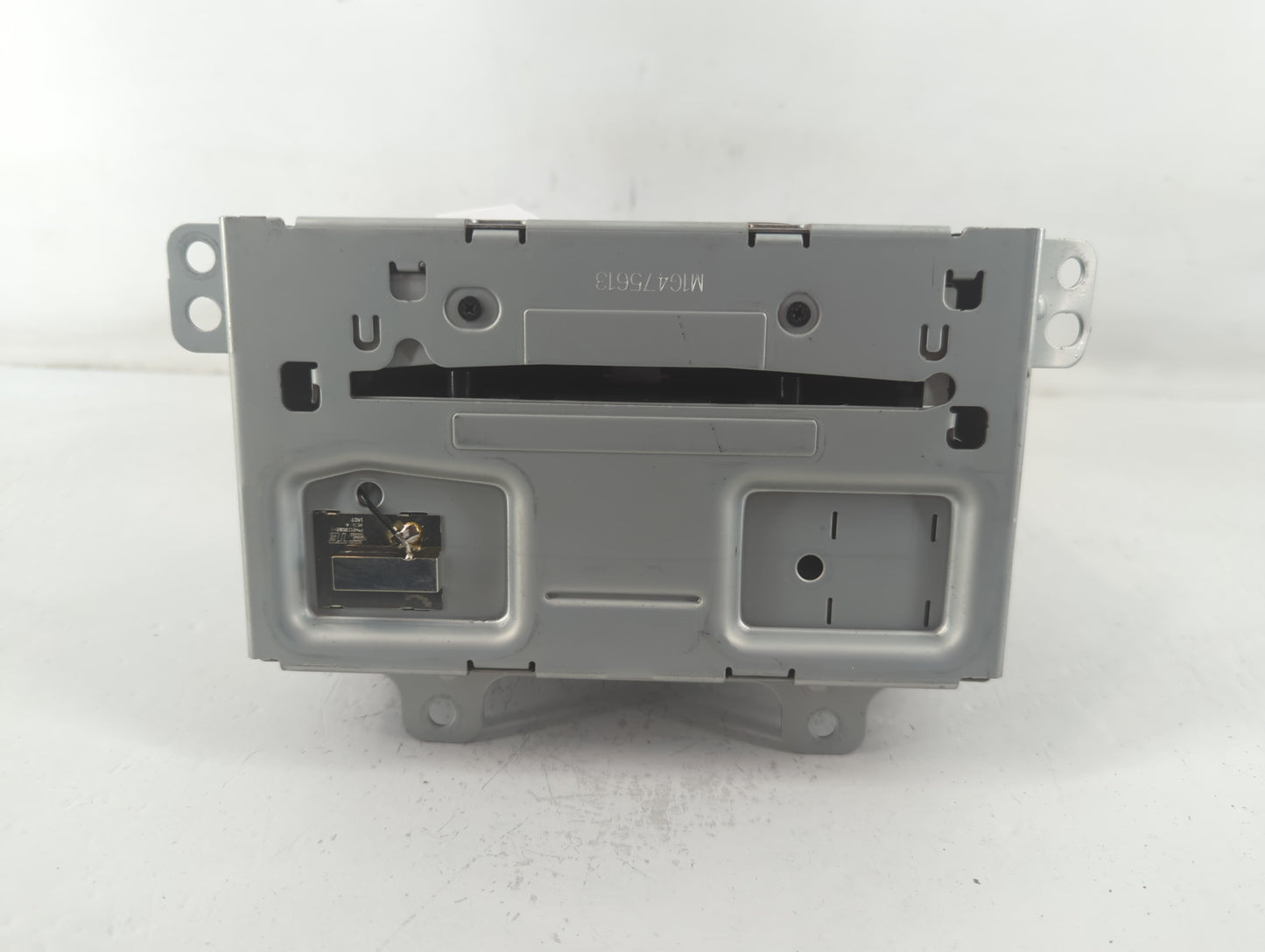 2015-2016 Chevrolet Cruze Radio AM FM Cd Player Receiver Replacement P/N:23495273 Fits Fits 2014 2015 2016 2017 OEM Used Aut