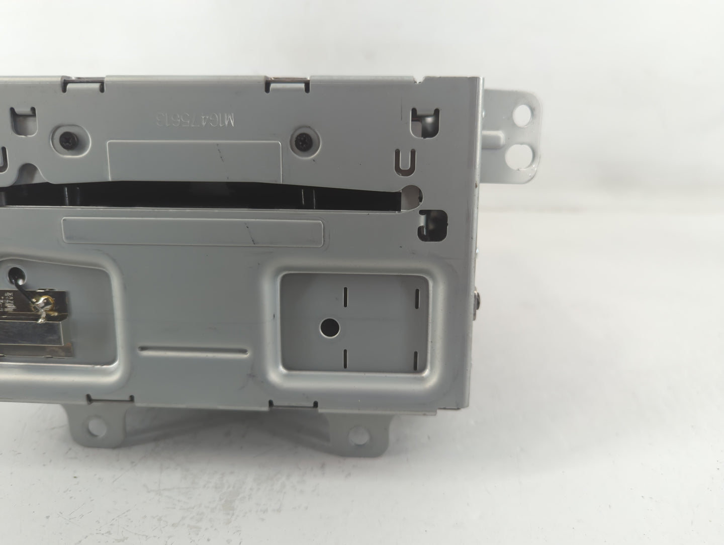 2015-2016 Chevrolet Cruze Radio AM FM Cd Player Receiver Replacement P/N:23495273 Fits Fits 2014 2015 2016 2017 OEM Used Aut