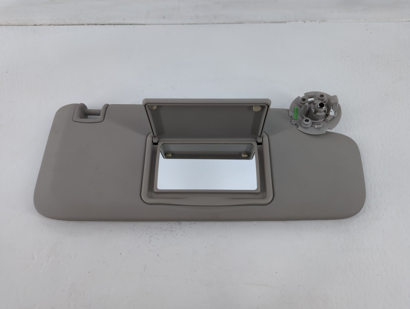 2011-2016 Chevrolet Cruze Sun Visor Shade Replacement Passenger Right Mirror Fits Fits 2011 2012 2013 2014 2015 2016 OEM Use