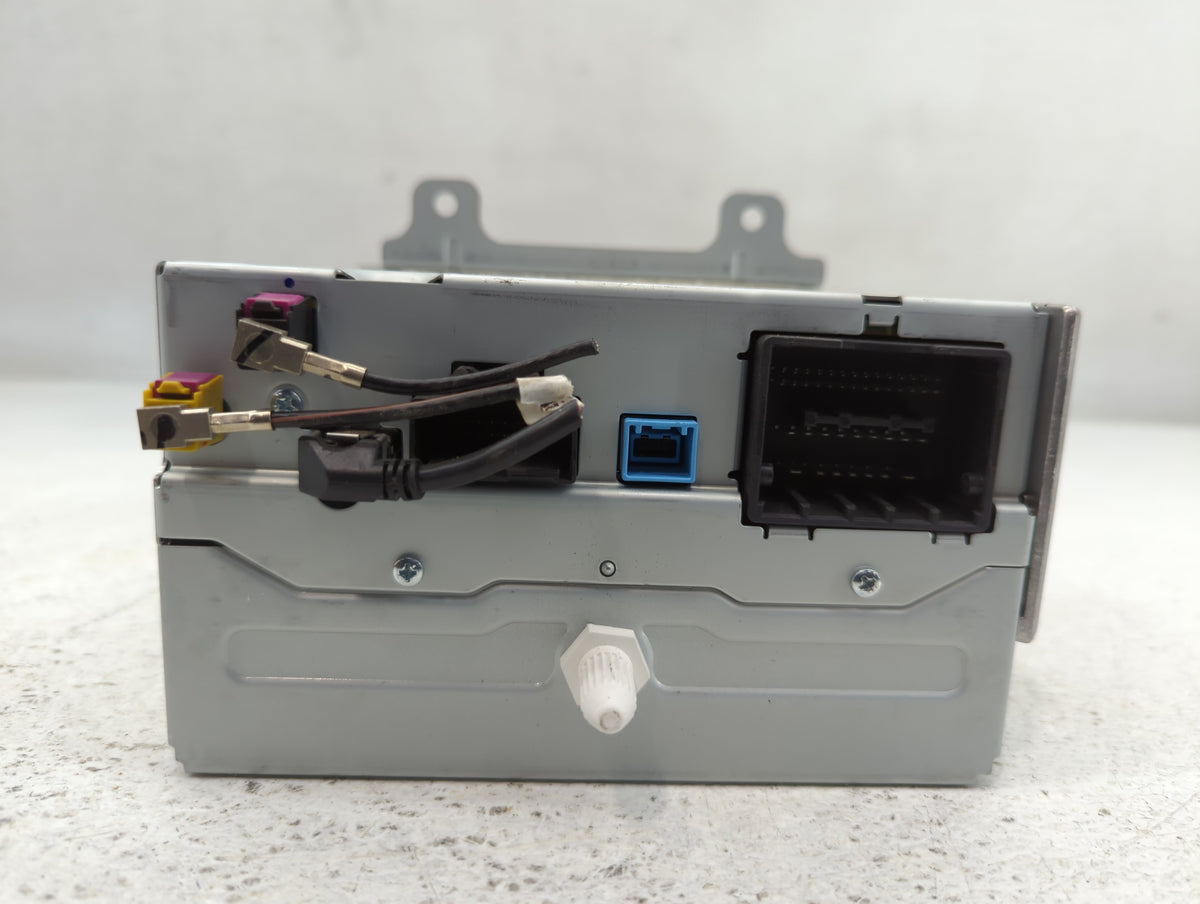 2015-2016 Chevrolet Cruze Am Fm Cd Player Radio Receiver 726188 - Oemusedautoparts1.com