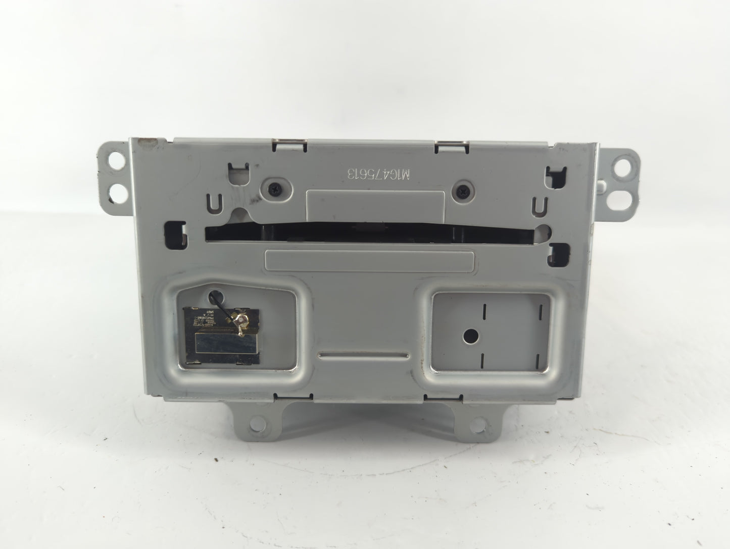 2015-2016 Chevrolet Cruze Am Fm Cd Player Radio Receiver - Oemusedautoparts1.com