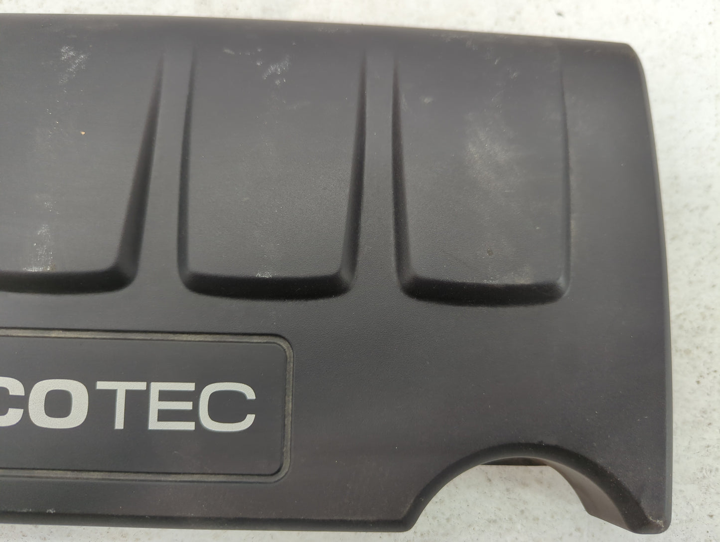 2015 Chevrolet Cruze Engine Cover - Oemusedautoparts1.com