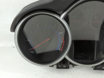 2015-2016 Chevrolet Cruze Instrument Cluster Speedometer Gauges P/N:95216802 Fits Fits 2015 2016 OEM Used Auto Parts