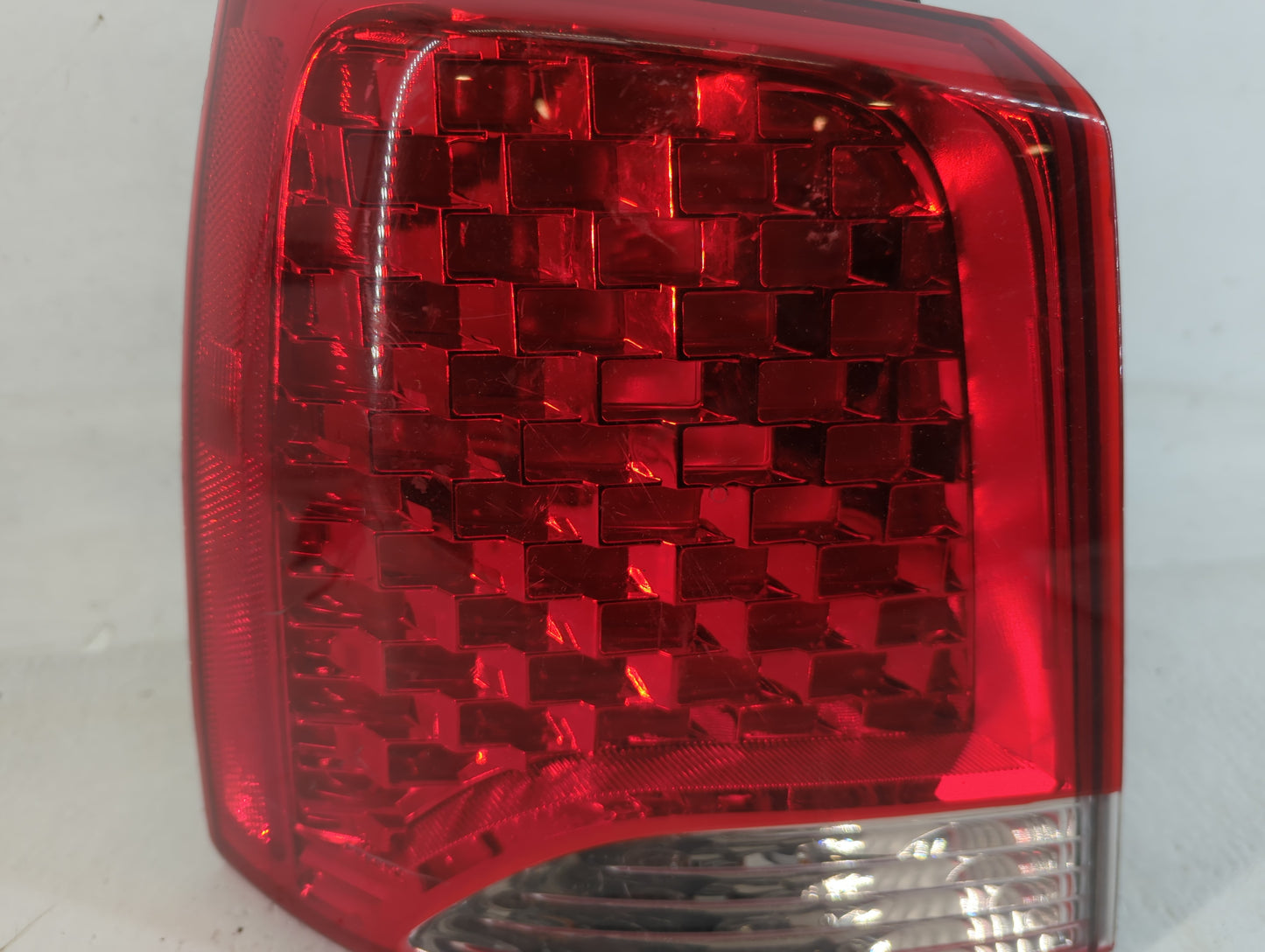 2011-2016 Chevrolet Cruze Tail Light Assembly Driver Left OEM P/N:92401-1U000 Fits Fits 2011 2012 2013 2014 2015 2016 OEM Us