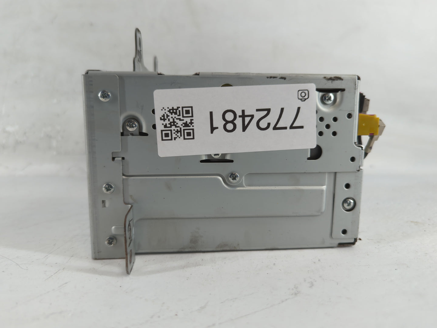 2015-2016 Chevrolet Cruze Radio AM FM Cd Player Receiver Replacement P/N:23495273 Fits Fits 2014 2015 2016 2017 OEM Used Aut