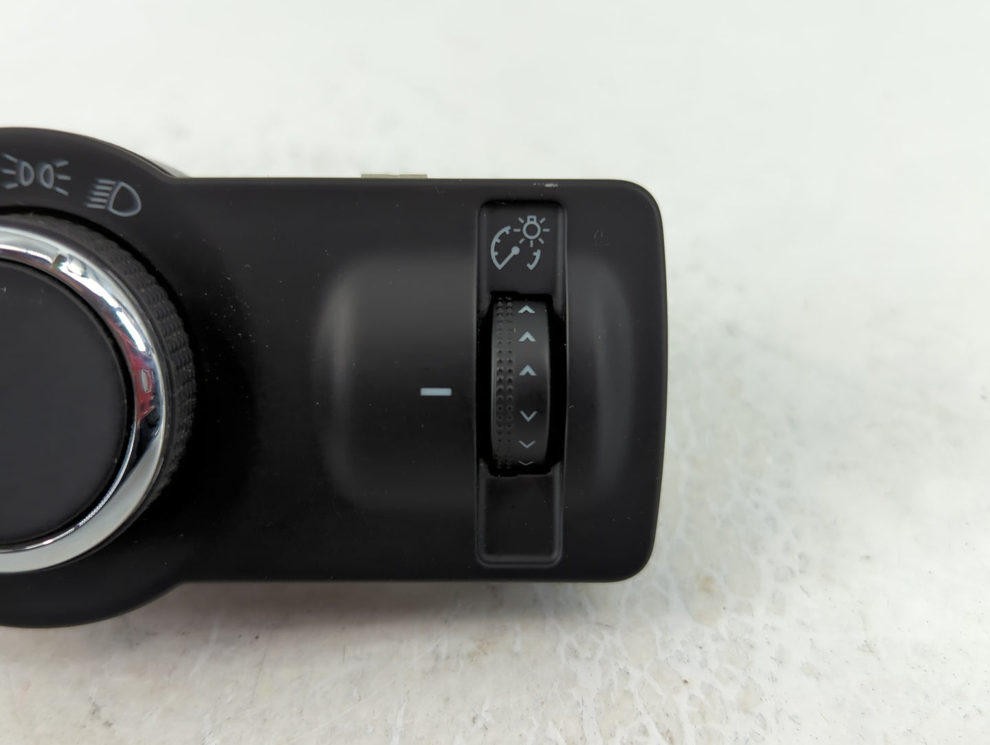 2015 Chevrolet Cruze Headlight Lamp Control Switch - Oemusedautoparts1.com
