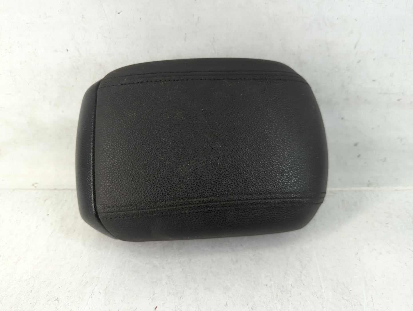 2013-2016 Chevrolet Cruze Center Console Armrest Cover Lid Fits Fits 2013 2014 2015 2016 OEM Used Auto Parts - Oemusedautopa