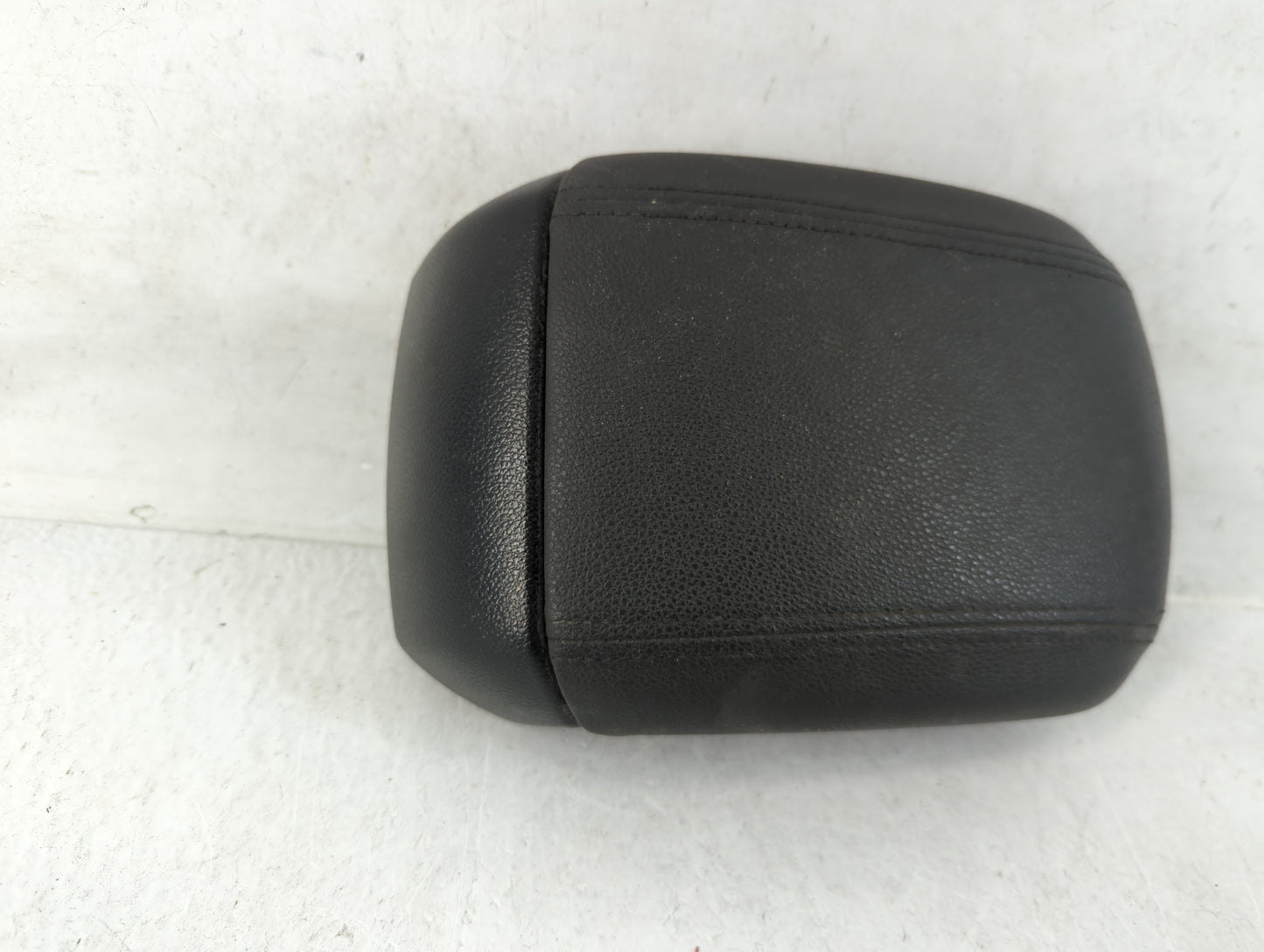 2013-2016 Chevrolet Cruze Center Console Armrest Cover Lid Fits Fits 2013 2014 2015 2016 OEM Used Auto Parts - Oemusedautopa