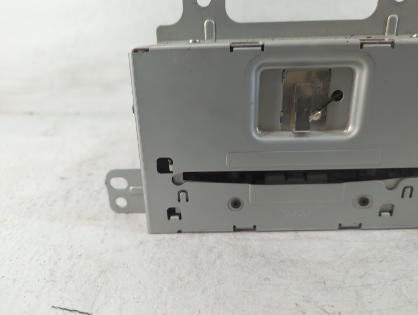 2015-2016 Chevrolet Cruze Radio AM FM Cd Player Receiver Replacement P/N:23284452 Fits Fits 2014 2015 2016 2017 OEM Used Aut