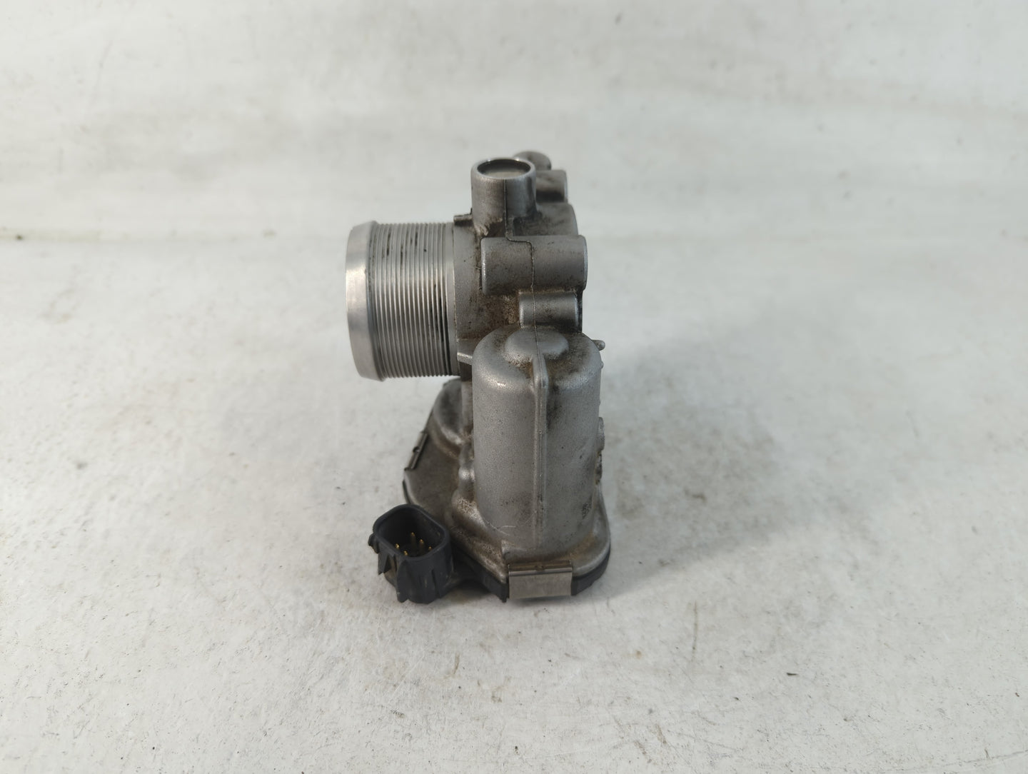 2011-2016 Chevrolet Cruze Throttle Body P/N:0 280 750 581 55 581 662 Fits OEM Used Auto Parts - Oemusedautoparts1.com