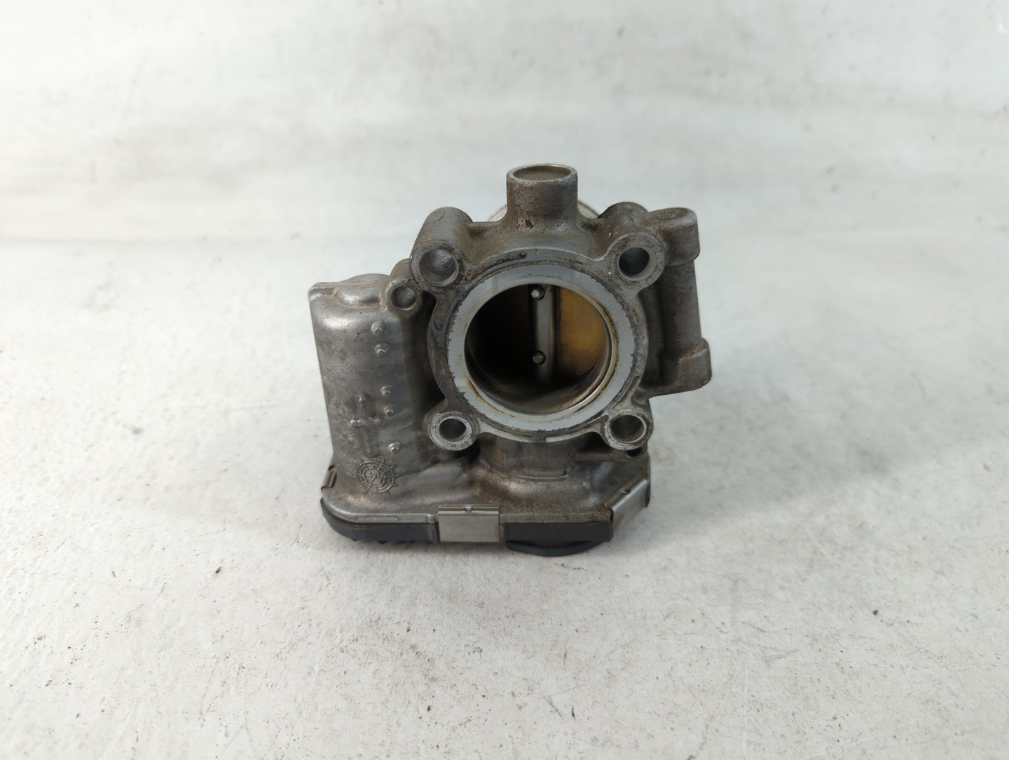 2011-2016 Chevrolet Cruze Throttle Body P/N:0 280 750 498 55 565 489 Fits OEM Used Auto Parts - Oemusedautoparts1.com