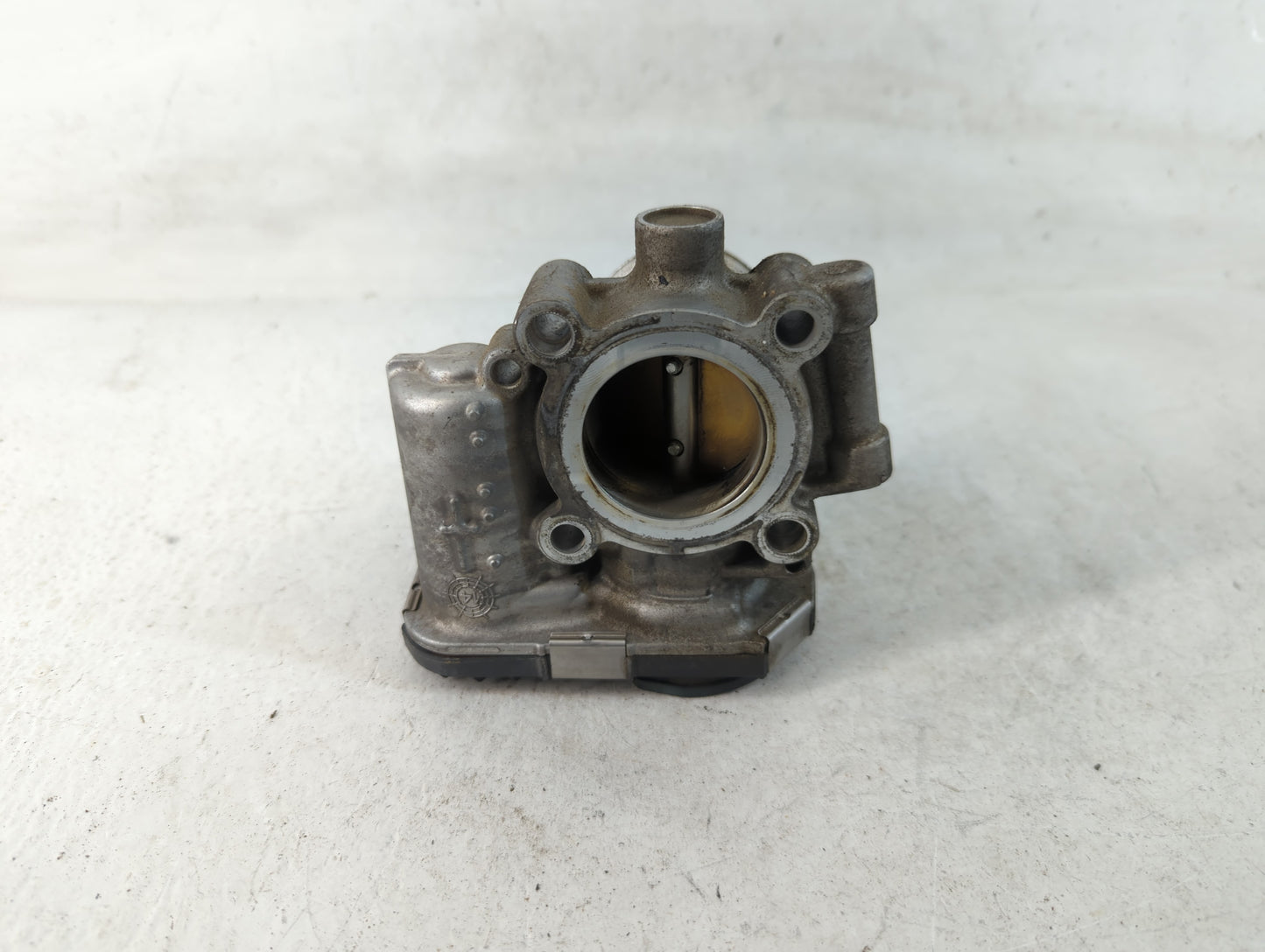 2011-2016 Chevrolet Cruze Throttle Body P/N:0 280 750 498 55 565 489 Fits OEM Used Auto Parts - Oemusedautoparts1.com